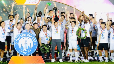  CLB Nam Định chạy đua để bảo vệ ngôi vô địch